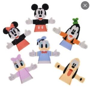 NWT Disney’s Mickey & Friends Finger Puppets